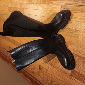 Steve Madden black boots Never worn!